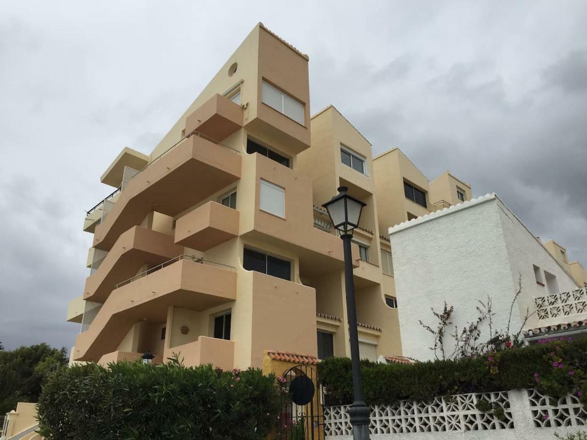 Casa Cachita 2-Confortable Estudio A Pie De Playa إِستيبونا المظهر الخارجي الصورة